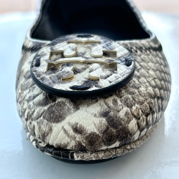 NWOT Tory Burch Minnie Snake Print Flats - Picture 7 of 11
